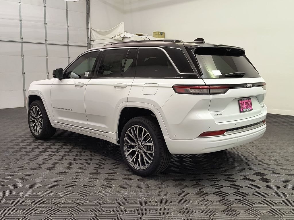 New 2026 Jeep Grand Cherokee Summit Sport Utility