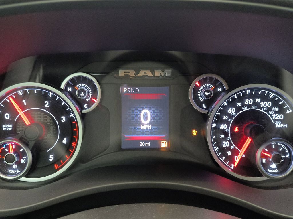 2025 RAM 2500 Tradesman - Photo 17