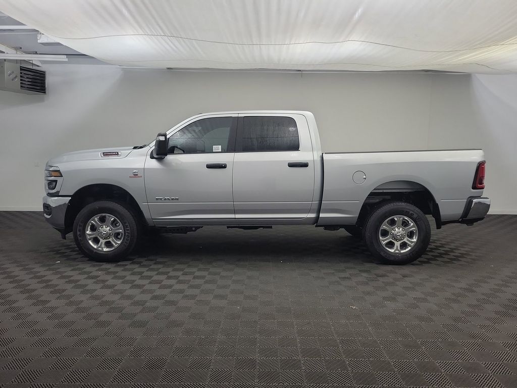 New 2026 Ram 2500 BIG HORN CREW CAB 4X4 6'4 BOX Pickup