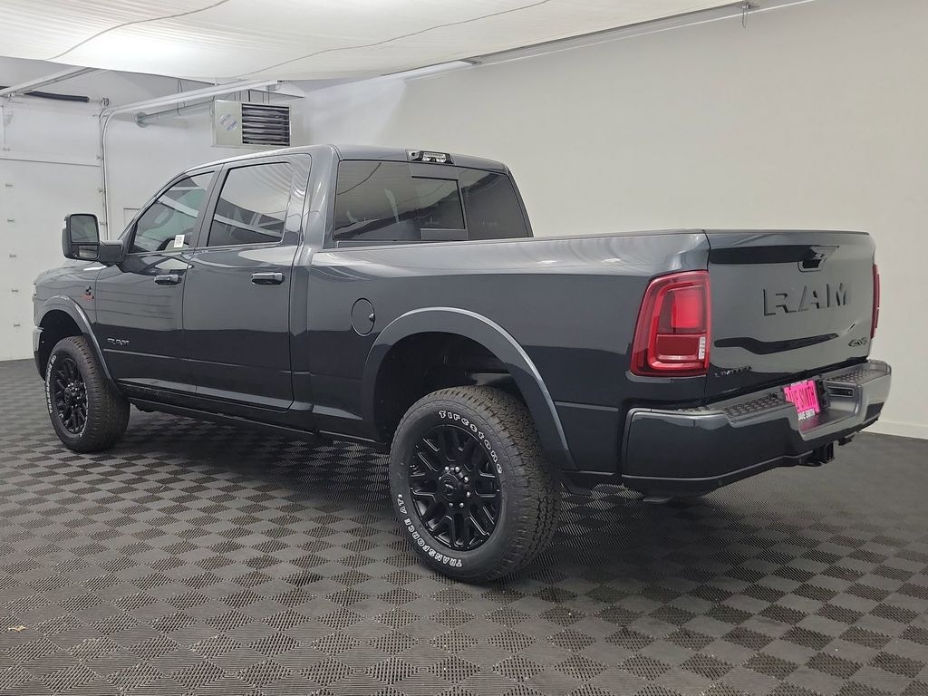 New 2026 Ram 2500 LIMITED CREW CAB 4X4 6'4 BOX Pickup