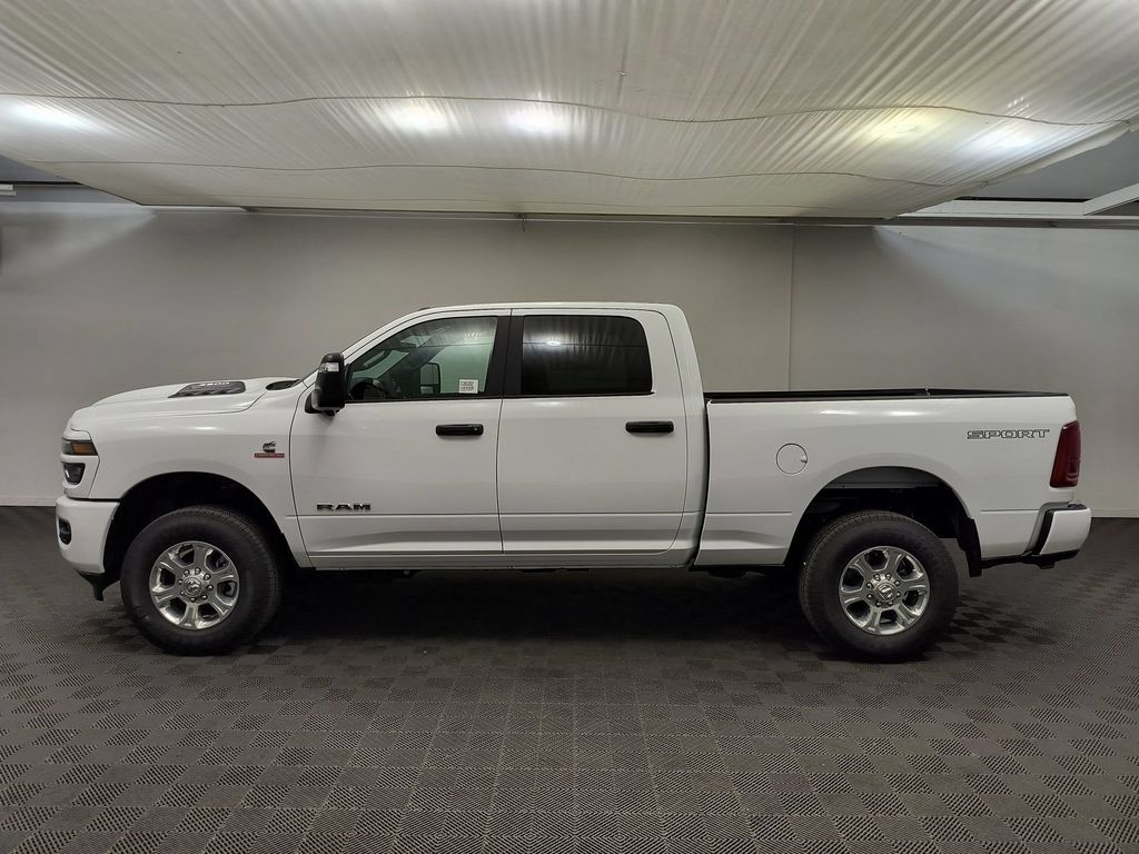 New 2026 Ram 2500 BIG HORN CREW CAB 4X4 6'4 BOX Pickup