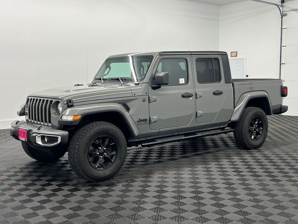 2023 Jeep Gladiator Sport S's photo