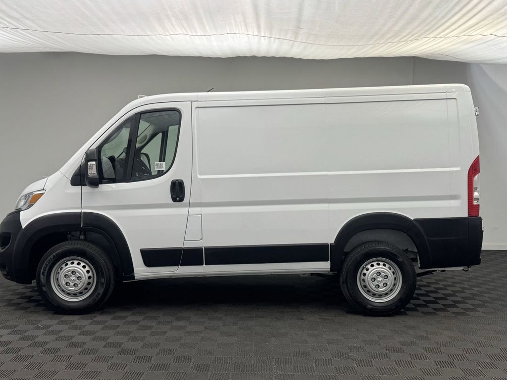 New 2025 Ram ProMaster PROMASTER 1500 TRADESMAN CARGO VAN LOW ROOF 118' W Cargo Van