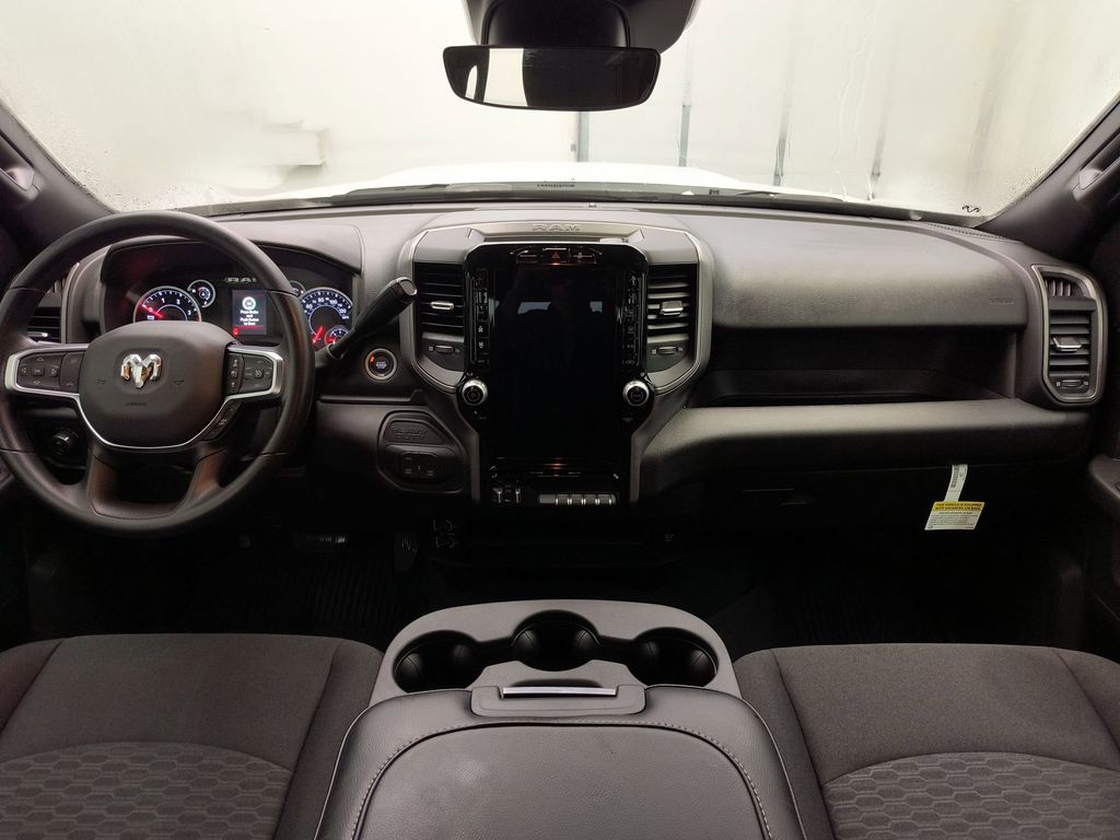 2025 RAM 2500 Tradesman - Photo 13