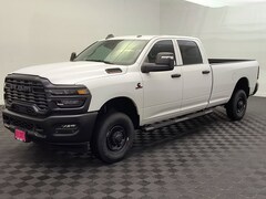 2026 Ram 2500 TRADESMAN CREW CAB 4X4 8' BOX Pickup