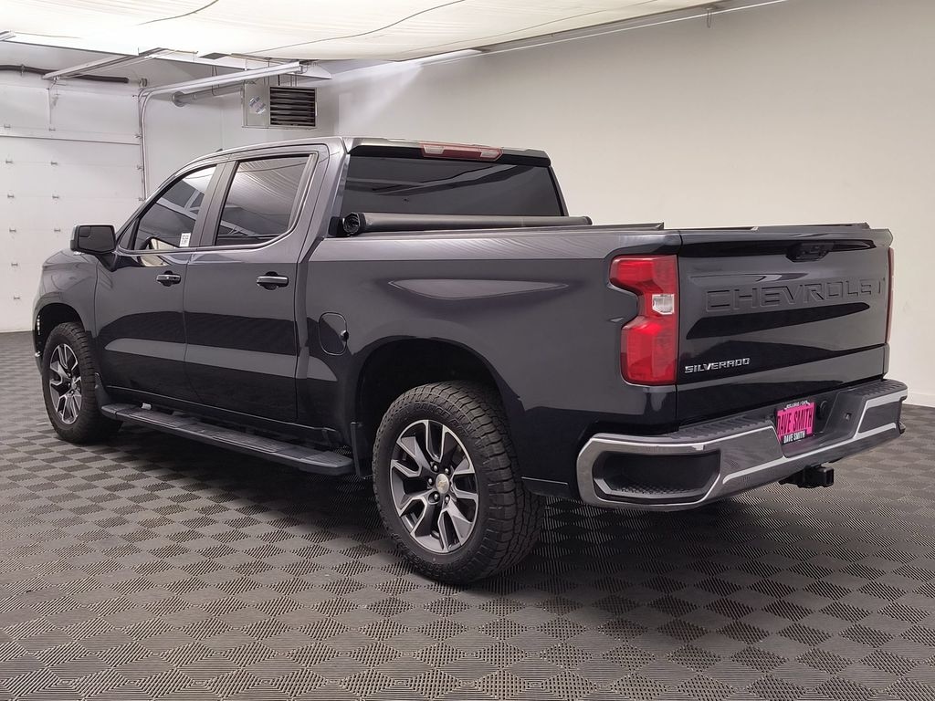 Used 2022 Chevrolet Silverado 1500 LT w/1LT Truck Crew Cab