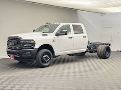 2025 Ram 3500 Chassis Cab 3500 TRADESMAN CREW CAB CHASSIS 4X4 60' CA Pickup