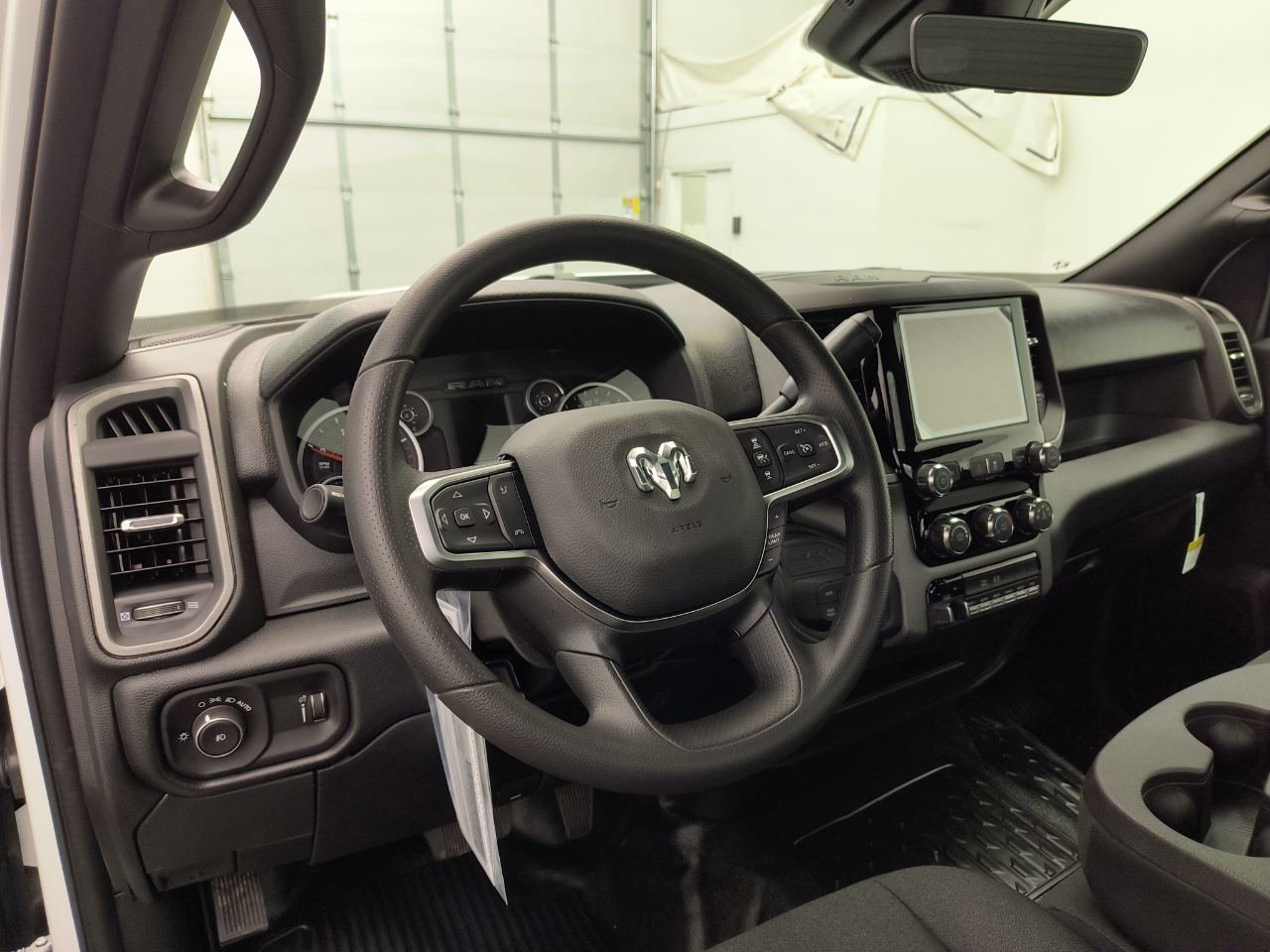 New 2027 Ram 4500 Chassis Cab TRADESMAN REGULAR 4X4 84' CA Pickup