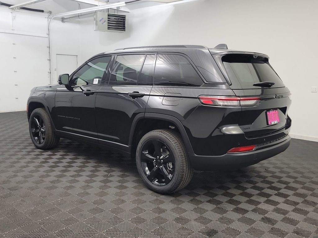 New 2025 Jeep Grand Cherokee LIMITED 4X4 Sport Utility