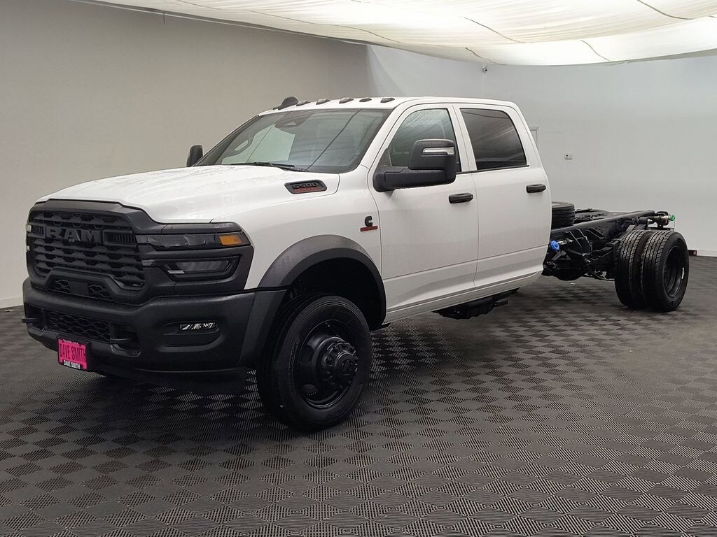 New 2026 Ram 5500 Chassis Cab 5500 TRADESMAN CHASSIS CREW CAB 4X4 84' CA Pickup