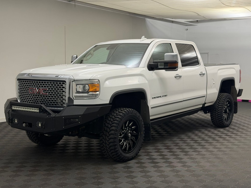 Used 2016 GMC Sierra 2500HD Denali Truck Crew Cab