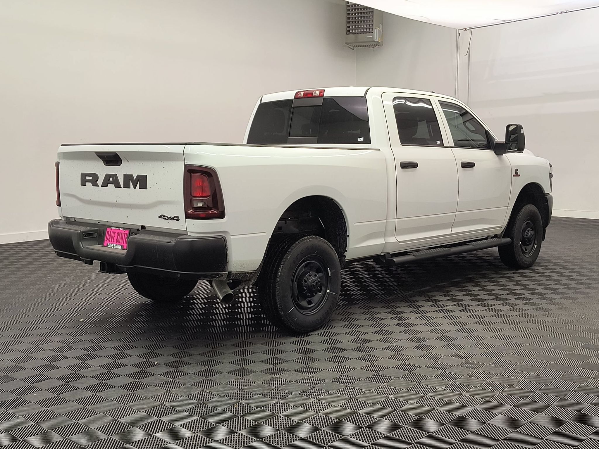 2025 RAM 2500 Tradesman - Photo 8