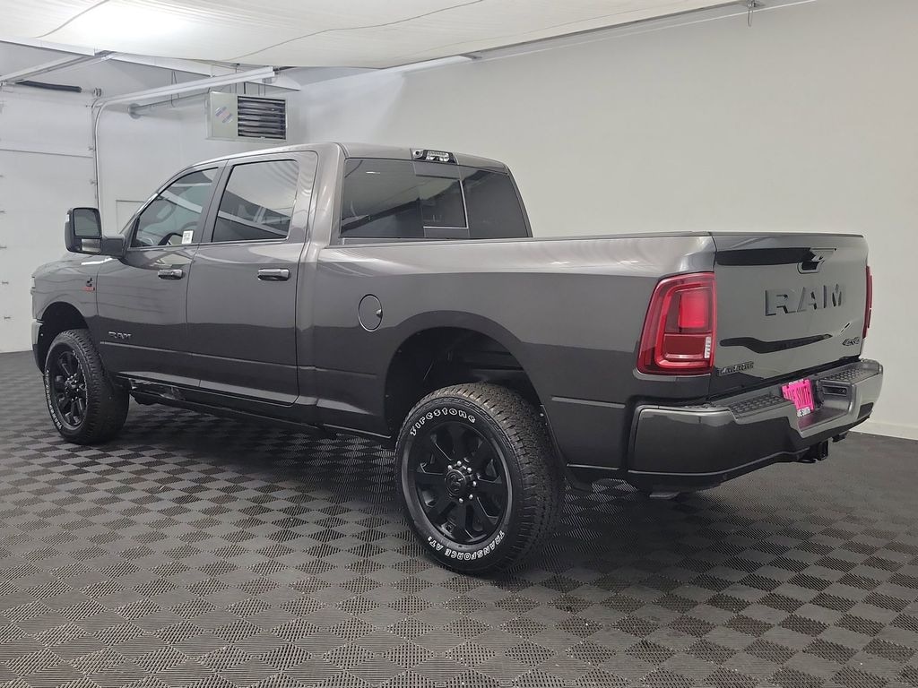 New 2025 Ram 2500 LARAMIE CREW CAB 4X4 6'4 BOX Pickup