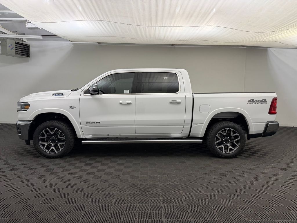 New 2026 Ram 1500 LARAMIE CREW CAB 4X4 5'7 BOX Pickup