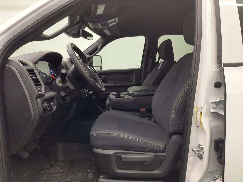 New 2025 Ram 2500 TRADESMAN CREW CAB 4X4 6'4 BOX Pickup