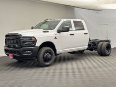 2025 Ram 3500 Chassis Cab 3500 TRADESMAN CREW CAB CHASSIS 4X4 60' CA Pickup