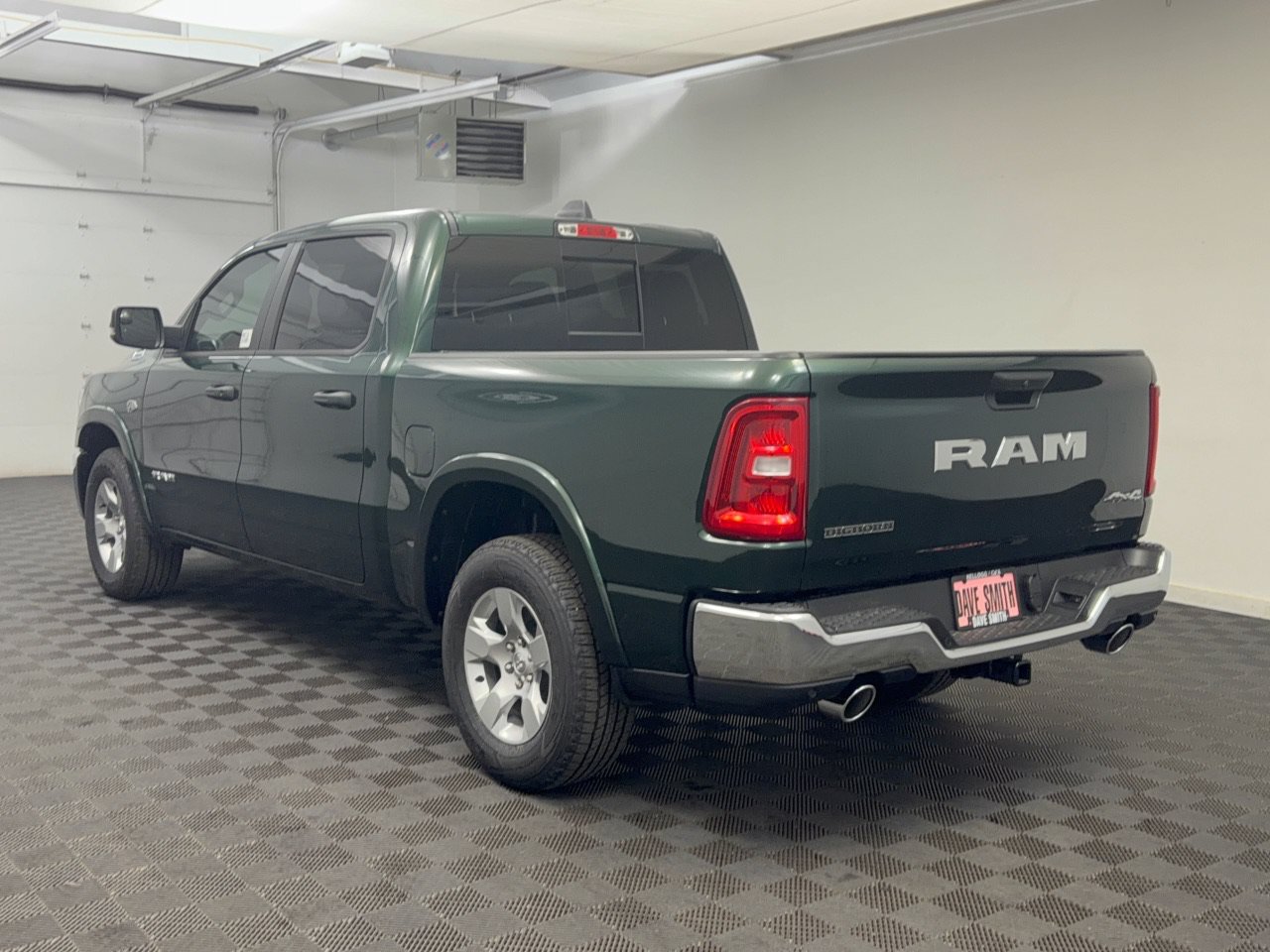 New 2027 Ram 1500 BIG HORN CREW CAB 4X4 5'7 BOX Pickup