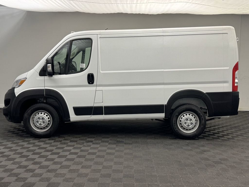 New 2025 Ram ProMaster PROMASTER 1500 TRADESMAN CARGO VAN LOW ROOF 118' W Cargo Van