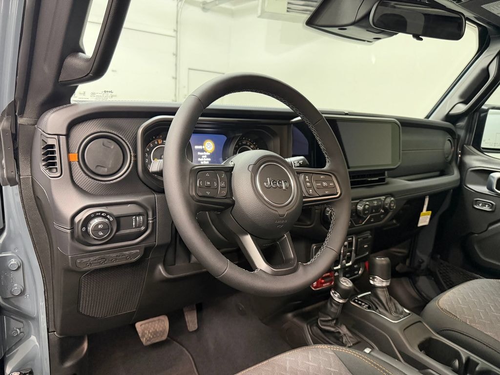 New 2026 Jeep Gladiator MOJAVE 4X4 Pickup