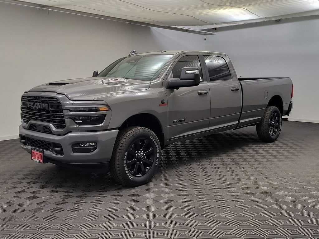 New 2026 Ram 3500 LARAMIE CREW CAB 4X4 8' BOX Pickup