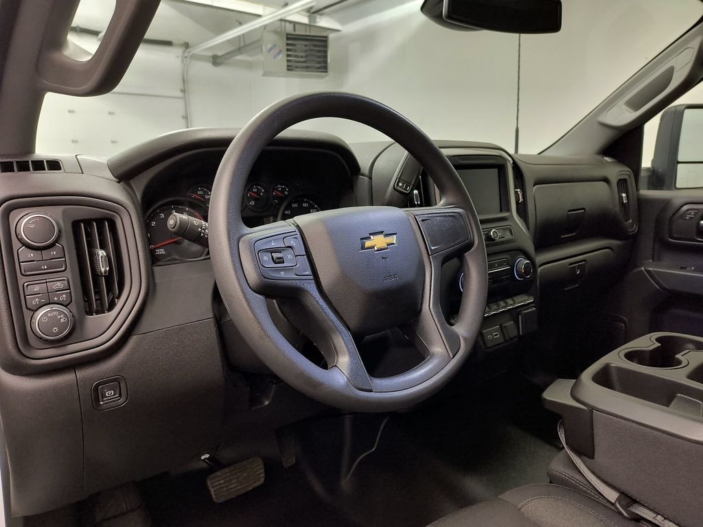 Used 2025 Chevrolet Silverado 2500 HD Custom Truck Crew Cab