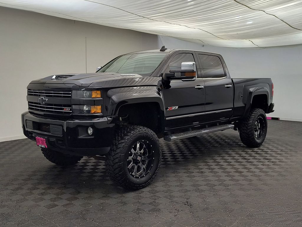 2019 Chevrolet Silverado HD LTZ 4WD Crew Cab Standard Box's photo