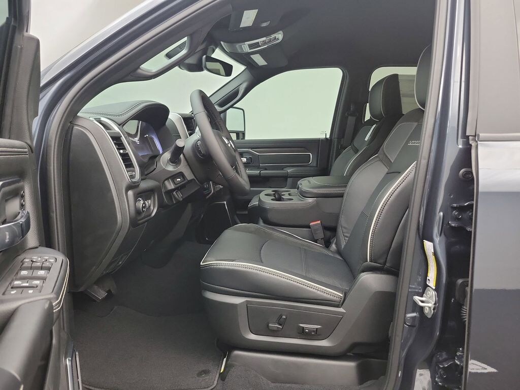 New 2026 Ram 2500 LARAMIE MEGA CAB 4X4 6'4 BOX Pickup