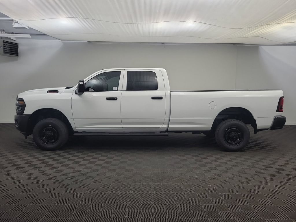 2026 Ram 2500 Tradesman photo 2