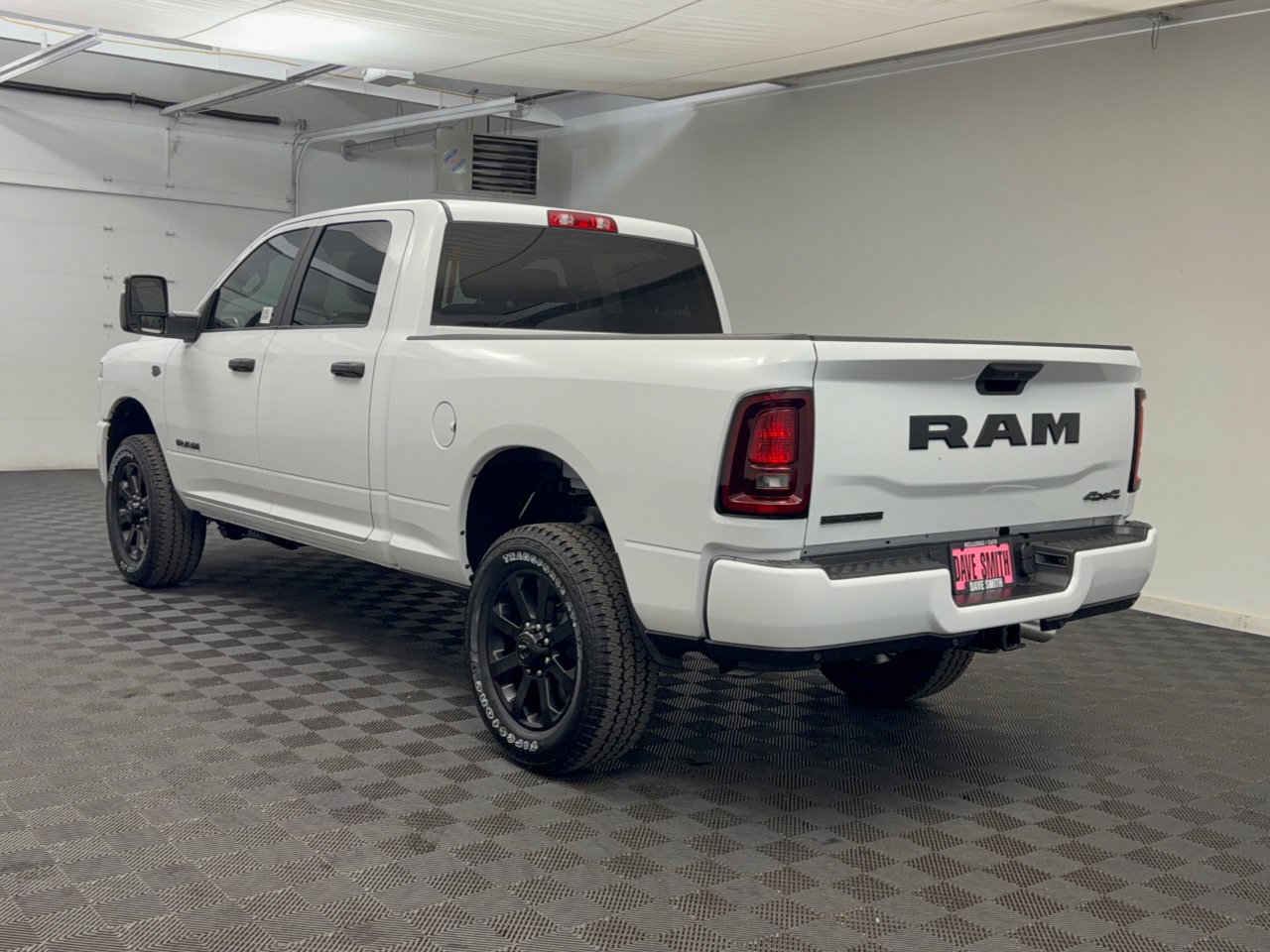 New 2027 Ram 2500 BIG HORN CREW CAB 4X4 Pickup