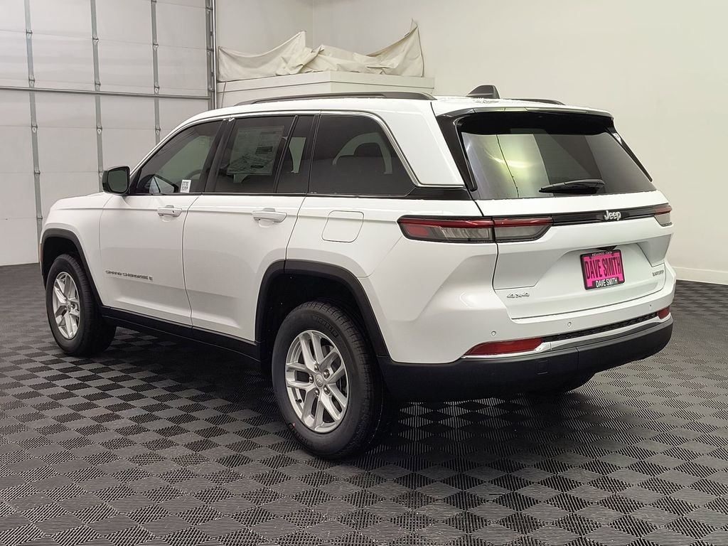 New 2025 Jeep Grand Cherokee LAREDO X 4X4 Sport Utility
