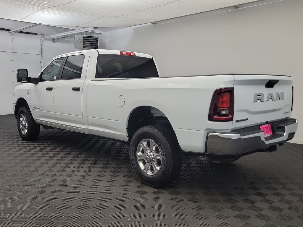 New 2026 Ram 2500 BIG HORN CREW CAB 4X4 8' BOX Pickup