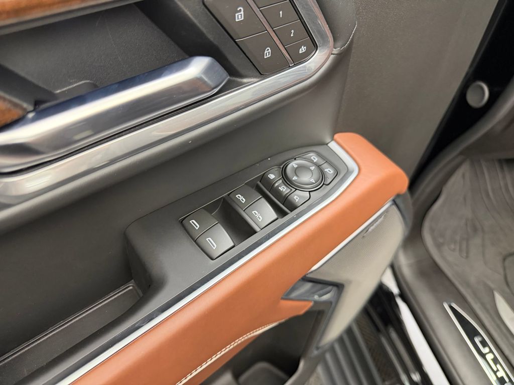 2025 GMC Sierra 2500HD Denali Ultimate - Photo 12