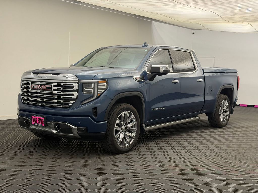 2024 GMC Sierra 4WD Crew Cab Short Box Denali's photo