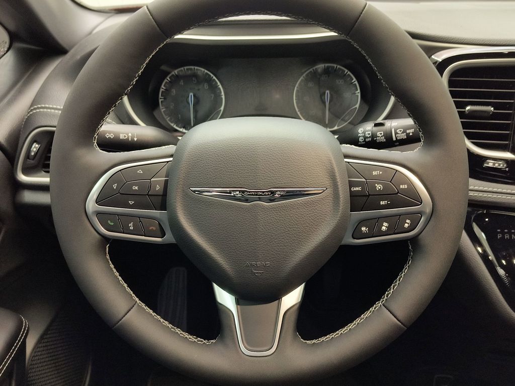 2026 Chrysler Pacifica Select - Photo 14