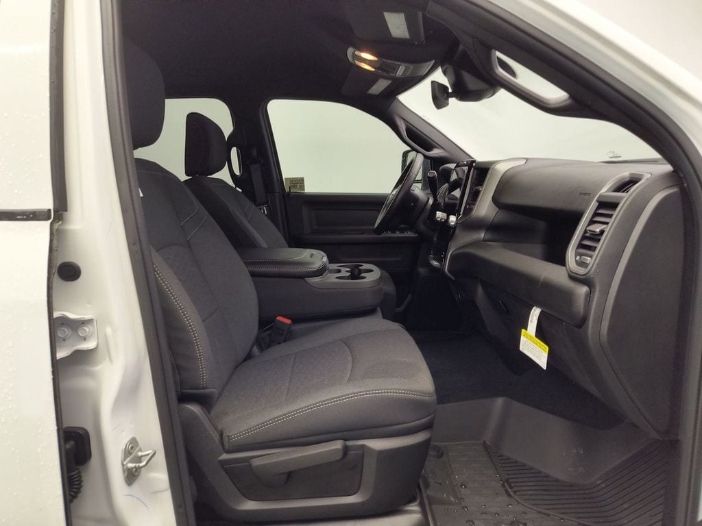 2025 RAM 2500 Tradesman - Photo 29