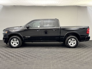 2025 Ram 1500 BIG HORN CREW CAB 4X4 5'7 BOX Pickup