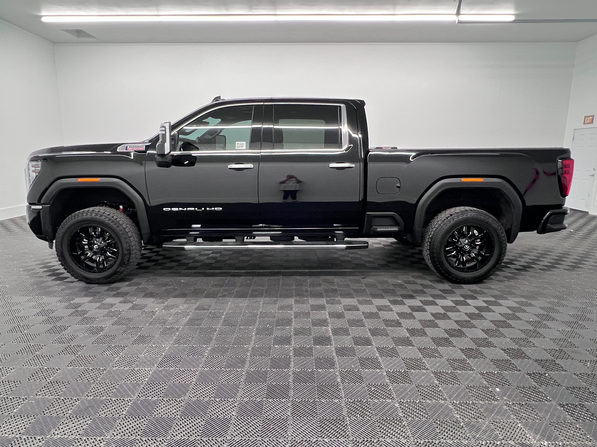 Used 2024 GMC Sierra 2500 HD Denali Truck Crew Cab