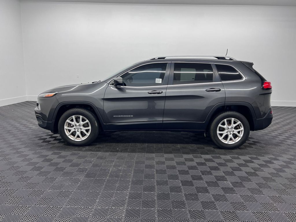 Used 2016 Jeep Cherokee Latitude with VIN 1C4PJMCSXGW213545 for sale in Kellogg, ID