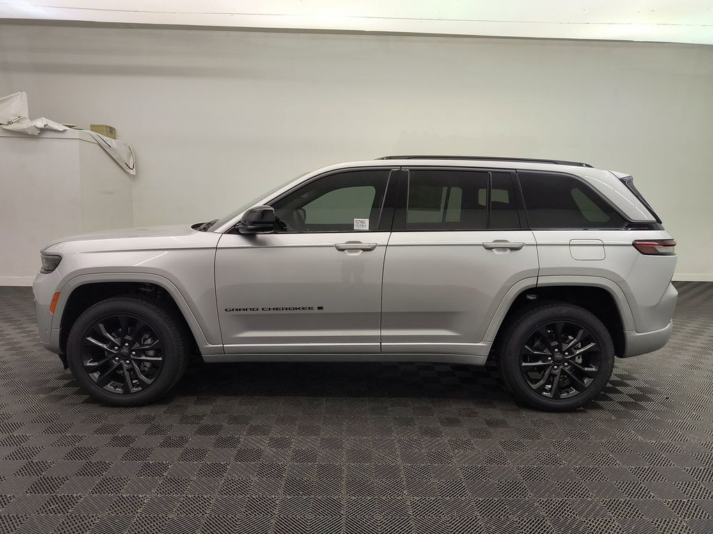 New 2026 Jeep Grand Cherokee LIMITED RESERVE 4X4 Sport Utility