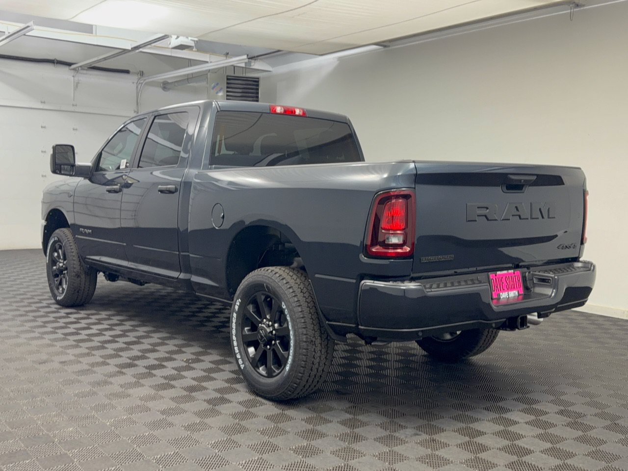 New 2027 Ram 2500 BIG HORN CREW CAB 4X4 Pickup
