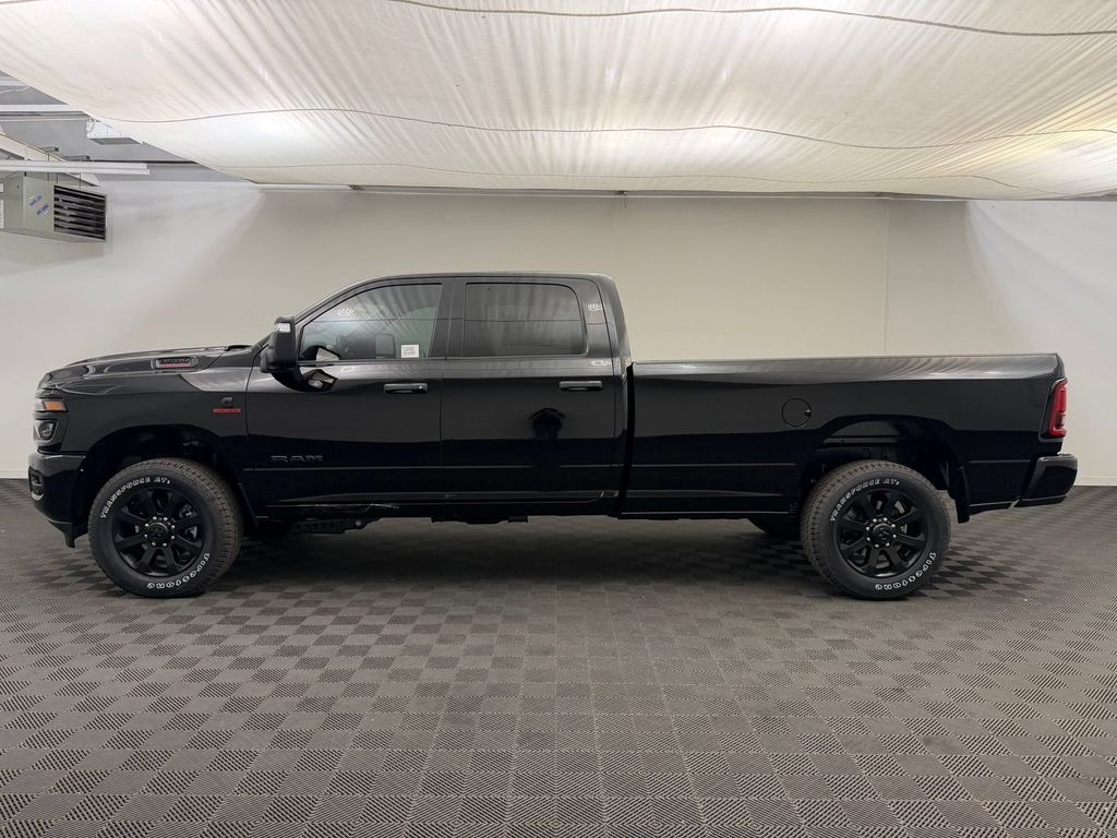 New 2026 Ram 3500 BIG HORN CREW CAB 4X4 8' BOX Pickup
