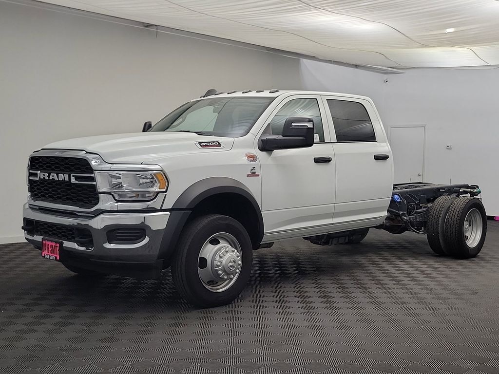 New 2024 Ram 4500 Chassis Cab 4500 TRADESMAN CHASSIS CREW CAB 4X4 60' CA Pickup