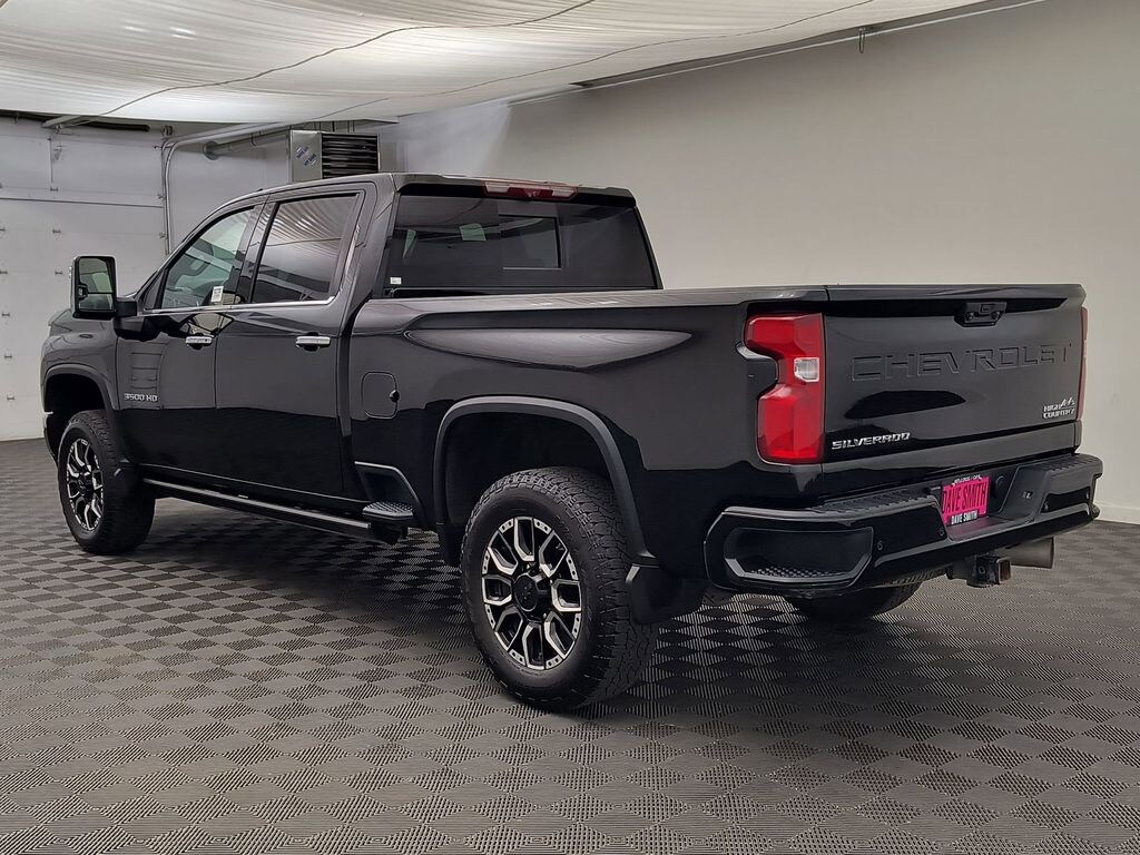 Used 2022 Chevrolet Silverado 3500 HD High Country Truck Crew Cab