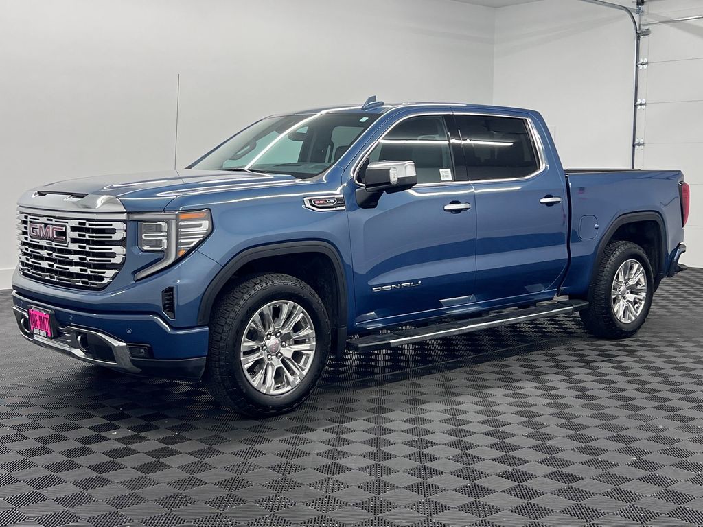 2025 GMC Sierra 4WD Crew Cab Short Box Denali's photo