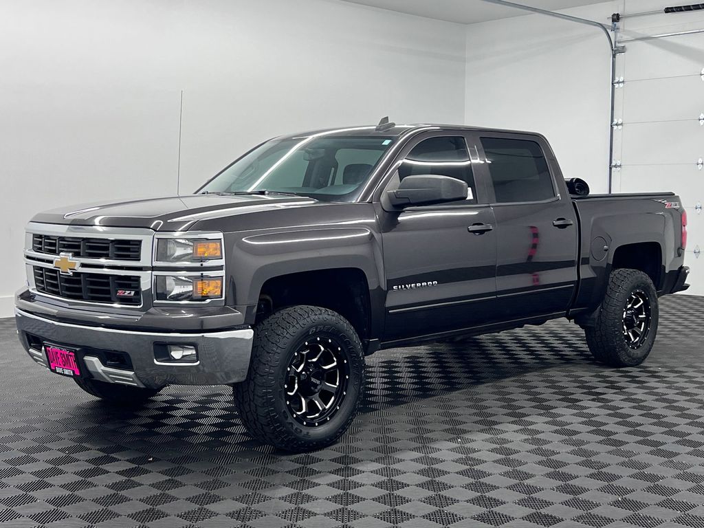 2018 GMC Sierra 4WD Crew Cab Standard Box Denali's photo