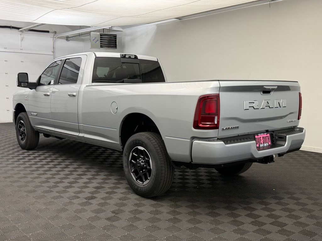 New 2026 Ram 3500 LARAMIE CREW CAB 4X4 8' BOX Pickup