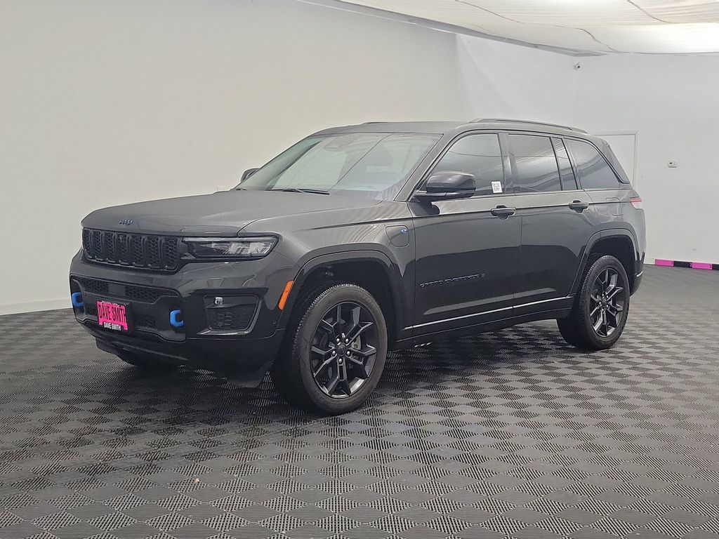 2024 Jeep Grand Cherokee Anniversary Edition 4xe's photo