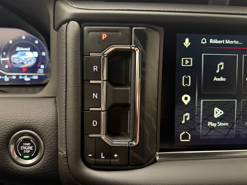 2024 GMC Yukon XL Denali - Photo 15