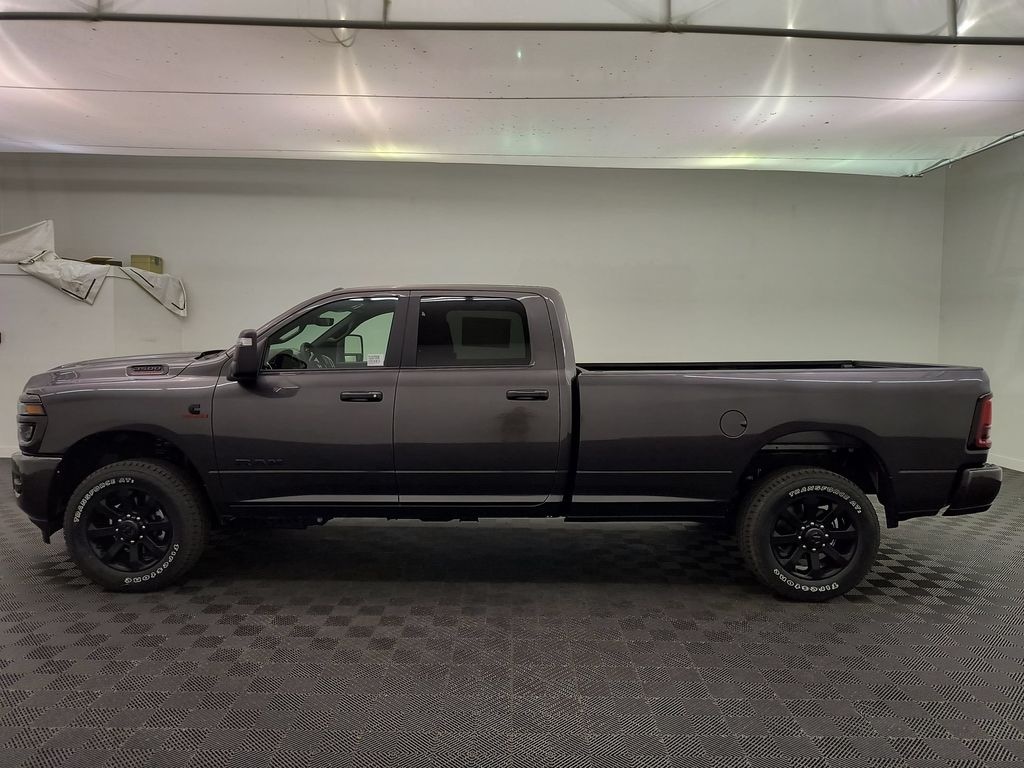 New 2026 Ram 3500 BIG HORN CREW CAB 4X4 8' BOX Pickup
