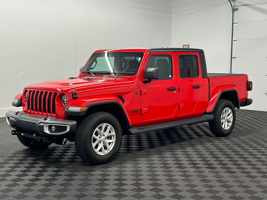 Used 2023 Jeep Gladiator Sport Truck Crew Cab